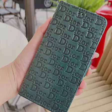 ysl レザー スマホケース