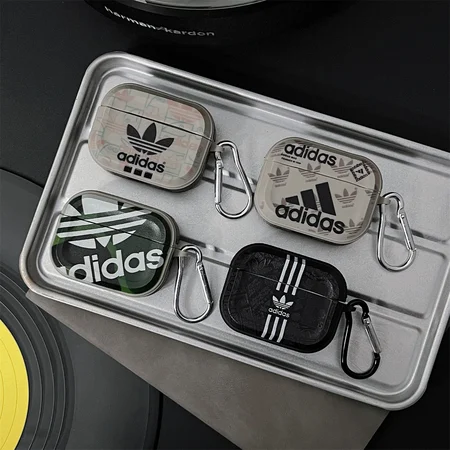 アディダス airpods ケース