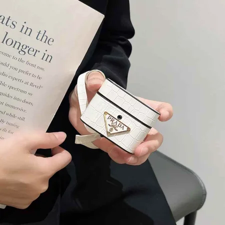 プラダ Airpods ケース