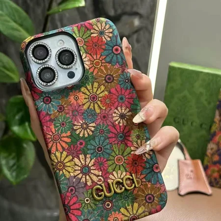 グッチ iphone16/15 pro ケース