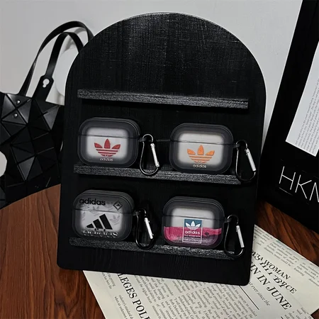 アディダス airpods ケース