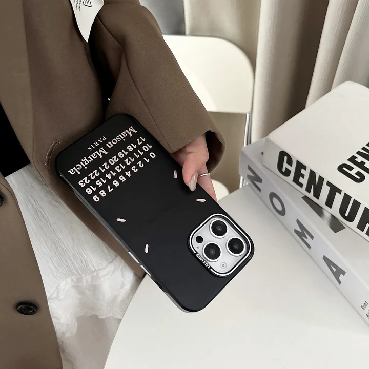  ミニマル デザイナーズケース