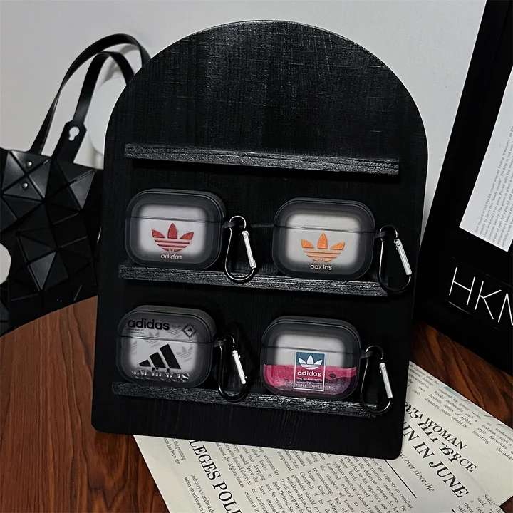 アディダス airpods ケース