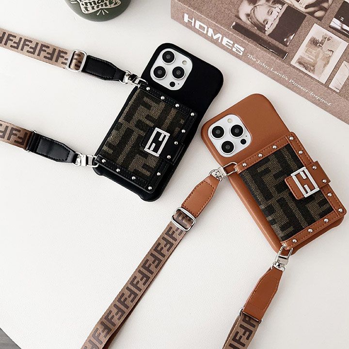 fendi スマホケース